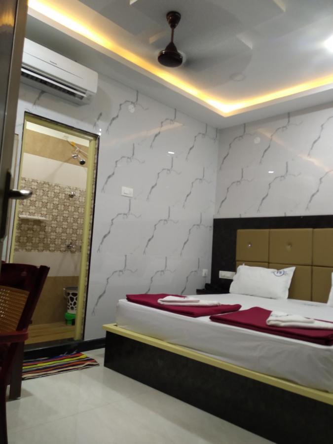 Hotel Vel Residency Rāmeswaram Extérieur photo