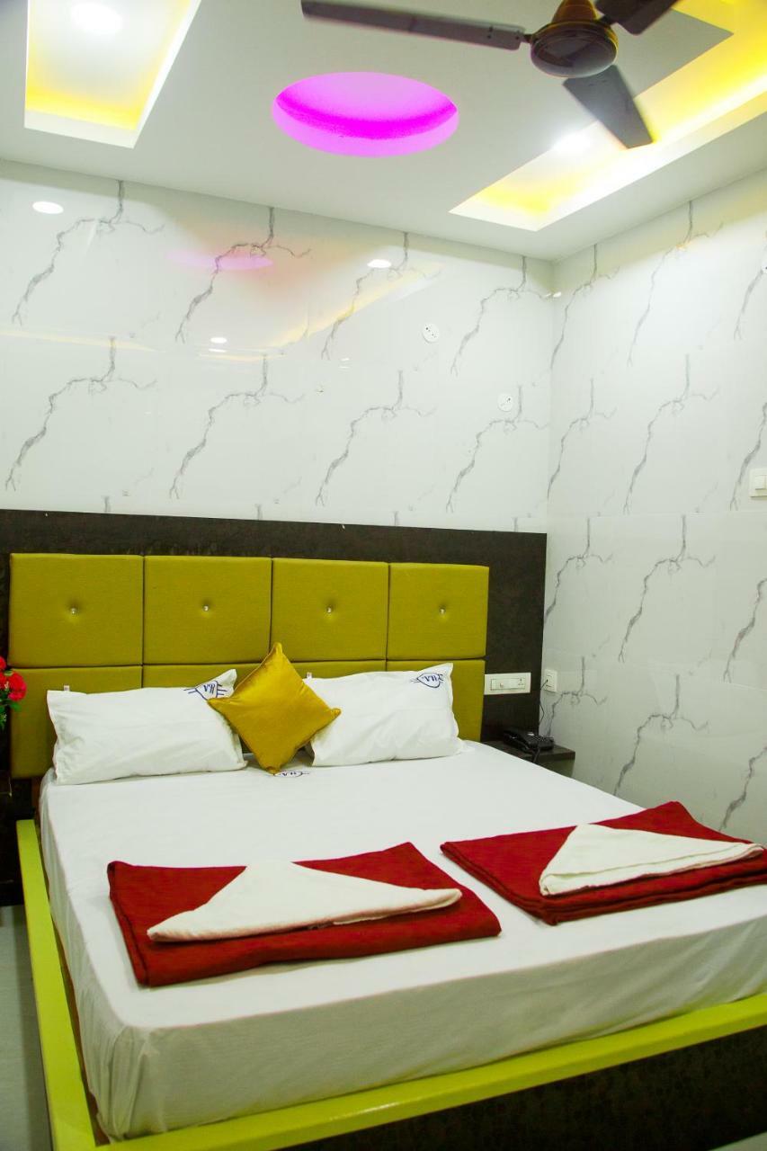 Hotel Vel Residency Rāmeswaram Extérieur photo